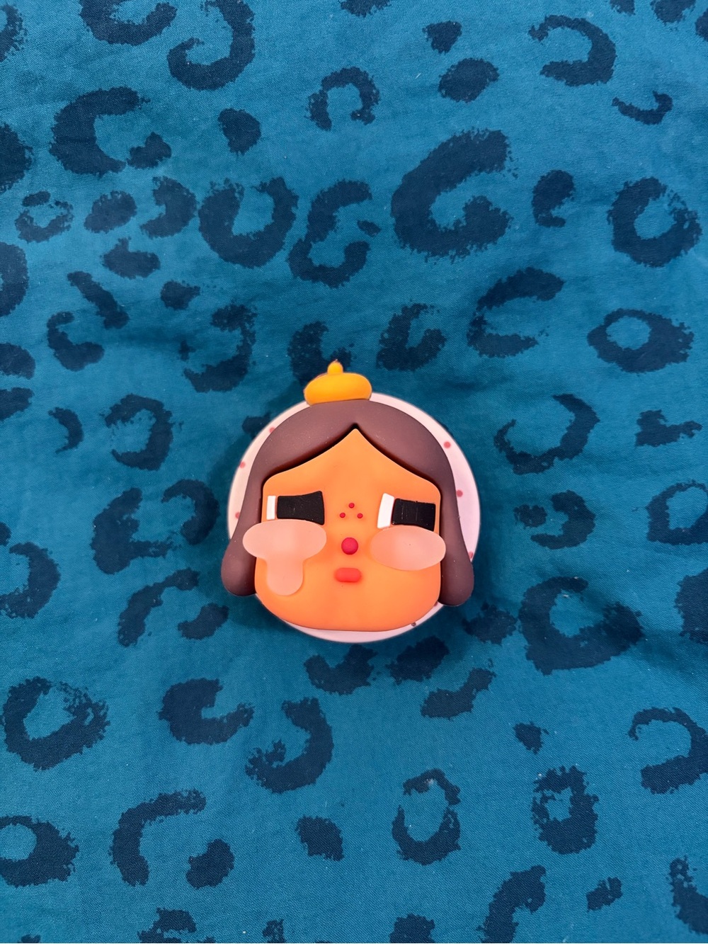 MagSafe phone grip - crybaby inspired